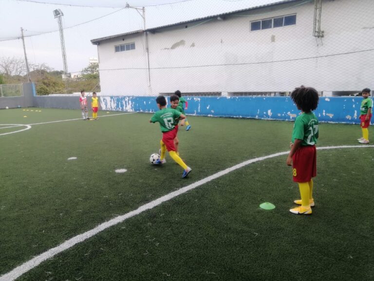 club de leones 4